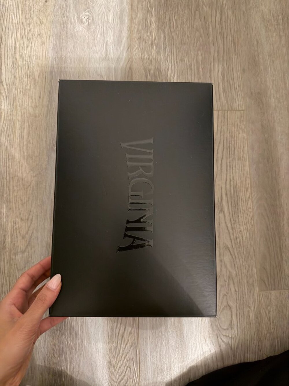 NWT adidas Originals x Pharrell Williams Unisex Yoga Vario Sneaker Black/White - Picture 6 of 6